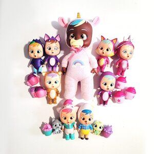 Lot of Cry Babies Dolls and Figures